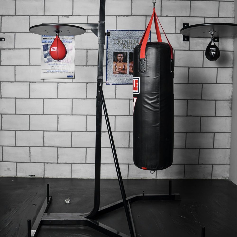 BNDL20-L2_TITLE_Boxing_Heavy_Bag