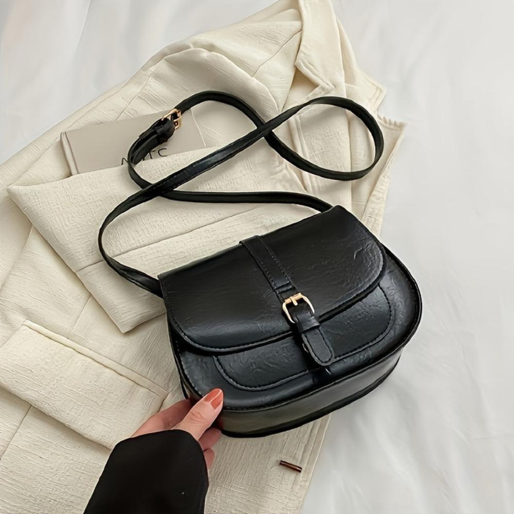 Classic Saddle Crossbody Bag