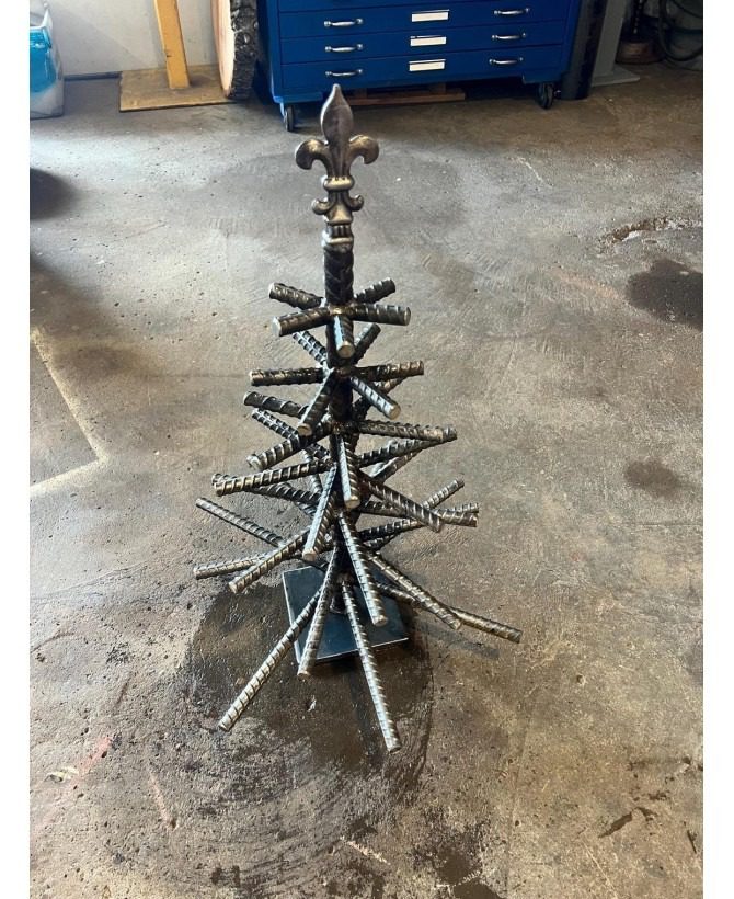 Handcrafted Rebar Christmas Tree – Sturdy Metal Holiday Decor