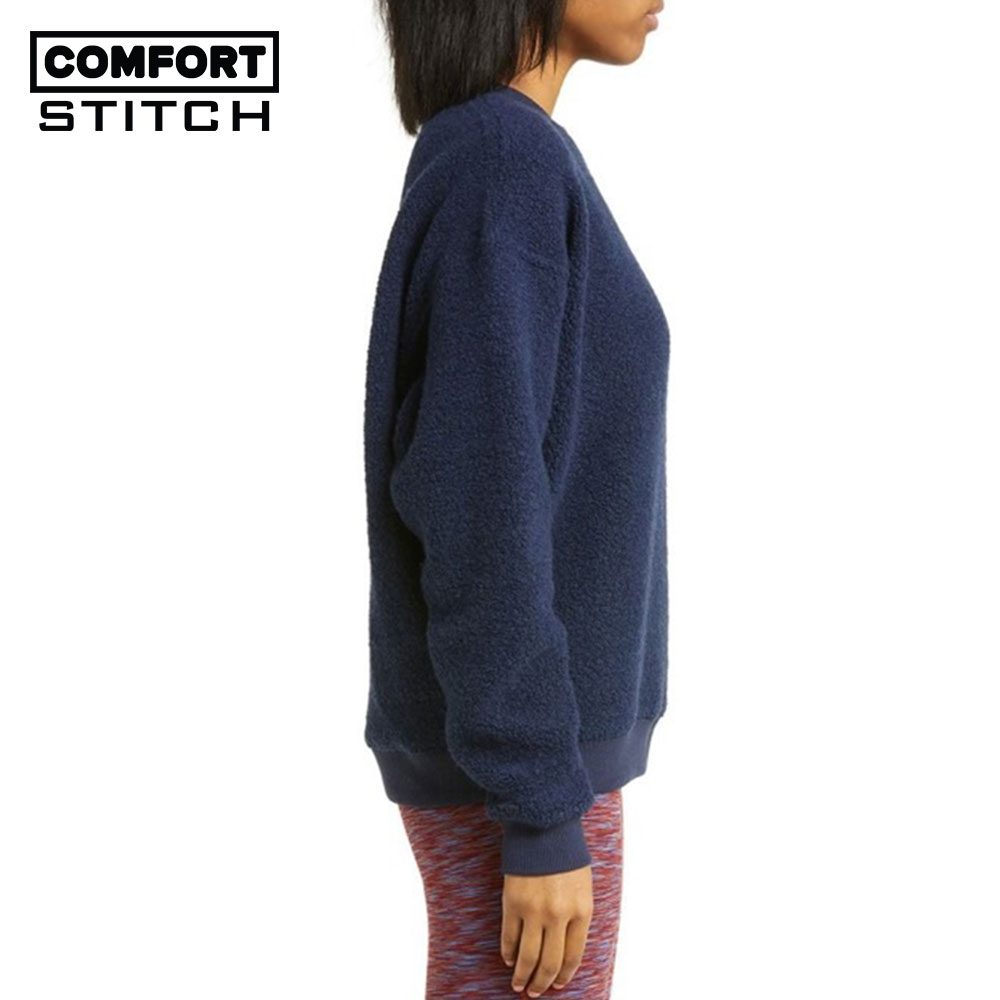 Mega Fleece Sweatshirt in Navy