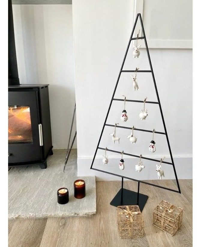 Metal Christmas Tree Ornament Stand